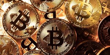 On what criteria should the choice of bitcoin mixer be based