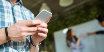 Basic information about the SMSbro service: why you should use it