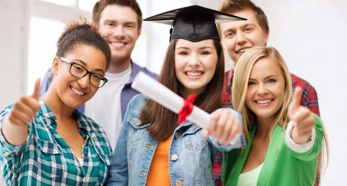 Писать дипломную работу самостоятельно или заказать ее у специалистов