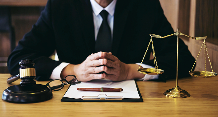 Військовий адвокат: переваги, обов’язки та поняття