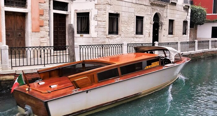An unforgettable holiday in Venice at the best price with PrivateBoatTour24
