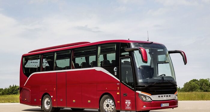 Пассажирские перевозки в Польшу с компанией LeoBus: преимущества и условия