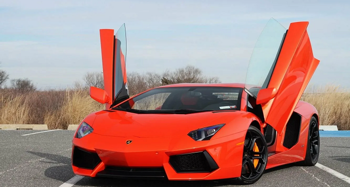 Reliable VIN decoder service for searching and checking a car