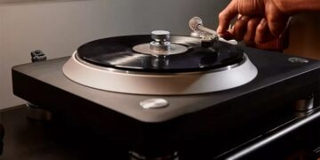 Флагманский стандарт премиум-класса Denon DP-3000NE и его преимущества