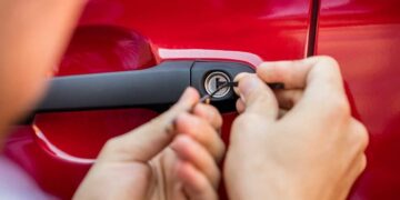A fast and reliable solution to all your problems with car keys and locks from Autokey24