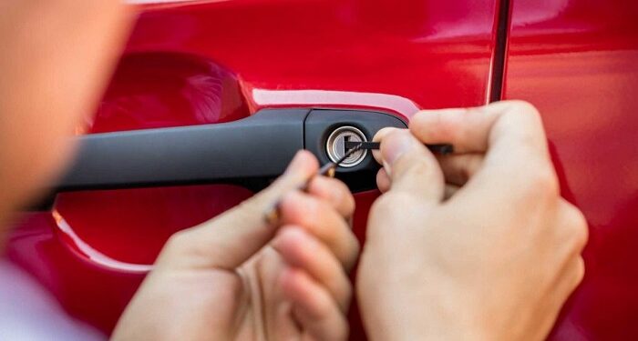 A fast and reliable solution to all your problems with car keys and locks from Autokey24