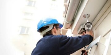 Установка систем видеонаблюдения в Киеве: преимущества обращения к профессионалам